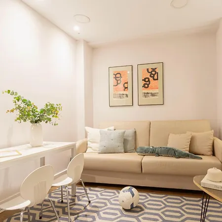 Heart Of San Sebastian⎮walk Score 99⎮3 Baths *